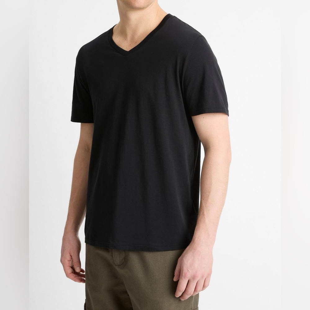 Vince Men’s Iconic 100% Cotton V-Neck Black Short Sleeve T-Shirt EUC Size Small